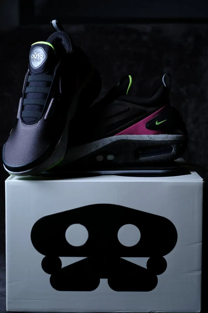Nike Adapt Auto Max shot upright on a dark backdrop